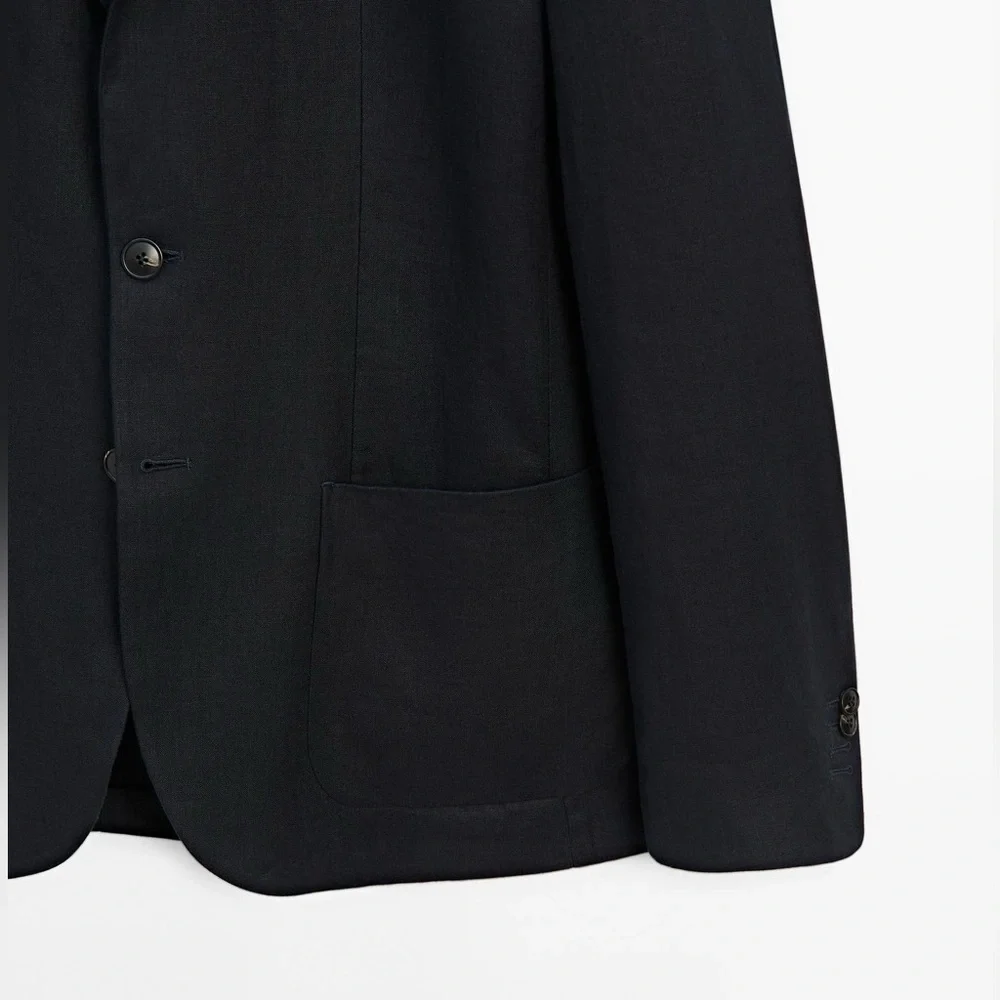 NWT. Massimo Dutti Man Navy Blue Cotton/Linen Blend Blazer/Jacket. Size 44.